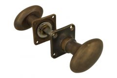 Pair of knobs oval antique brass
