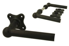 Black cast iron door handles "chemin de fer" clover rosette