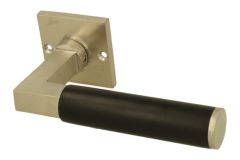 Single door handle with rosette satin nickel ebony