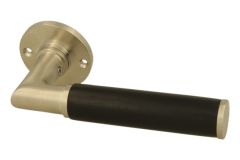 Single door handle with Ø50mm rosette satin nickel ebony