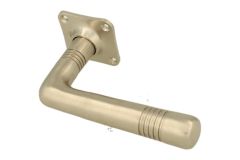 Single door handle with rosette satin nickel