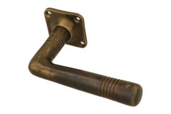 Single door handle with rosette antique brass